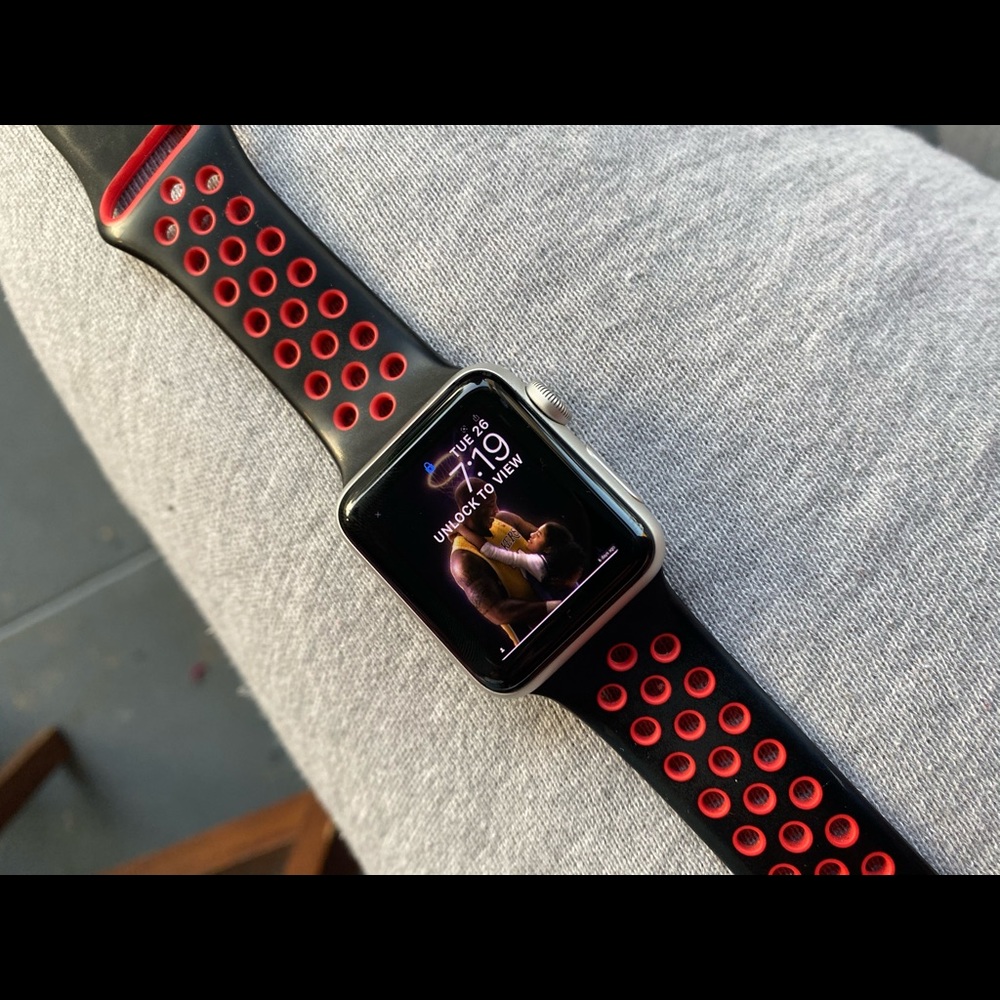 Apple Watch series 3 38 MM Aluminum case